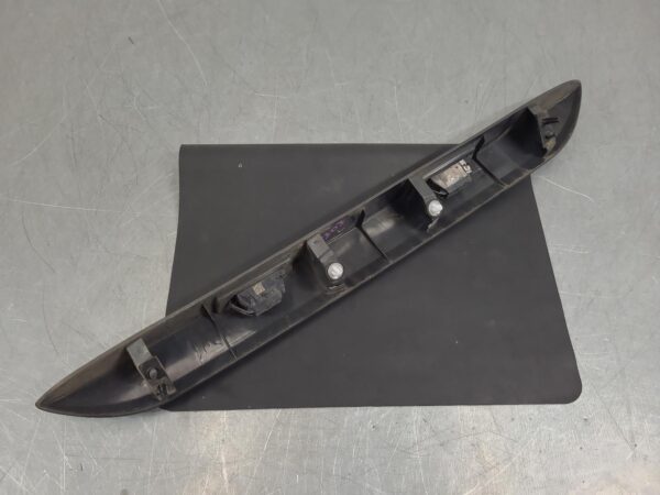 Mercedes Sprinter VS30 Rear Garnish Number Plate Lamp 2018–Present - Image 6