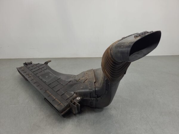 RAM 2500/3500 D2 Air Cleaner Duct/Hos Dj/D2 2020–Present - Image 2