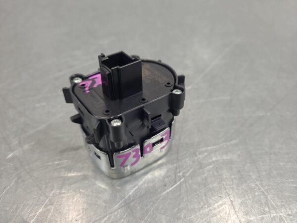 Mercedes Sprinter VS30 Ignition Switch 2018–Present - Image 5
