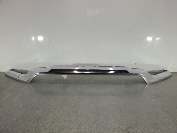 RAM 2500/3500 D2 Front Panel Dj/D2 2020–Present