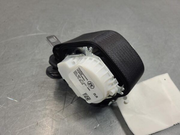 RAM 2500/3500 D2 Seat Belt Dj/D2 2020–Present - Image 2