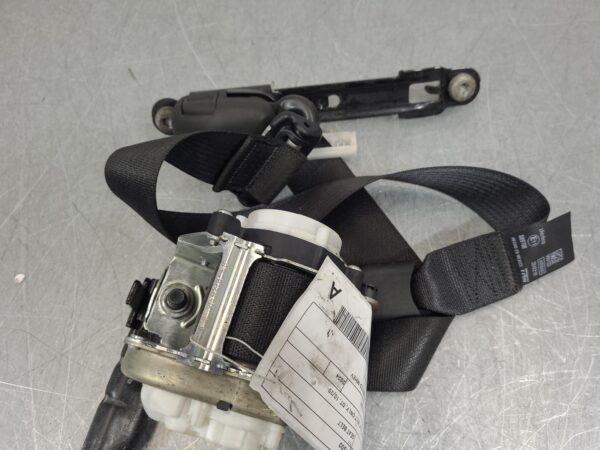 RAM 1500 DT RH Front Seat Belt Only 2020–Present - Image 6