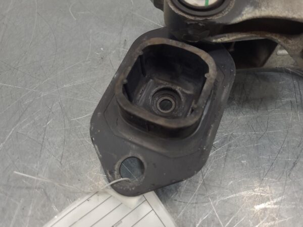 Renault Trafic X82 Mount 2015–Present - Image 3