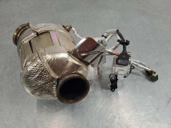 RAM 2500/3500 D2 Catalytic Converter Dj/D2 2020–Present - Image 2