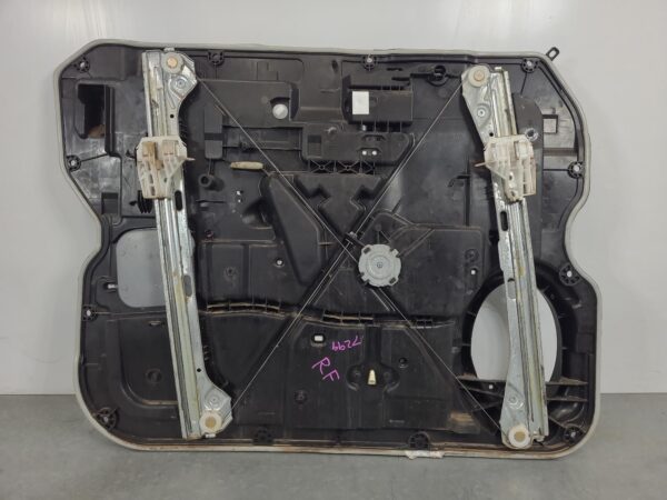 RAM 2500/3500 D2 Right Front Window Reg/Motor Dj/D2 2020–Present - Image 4