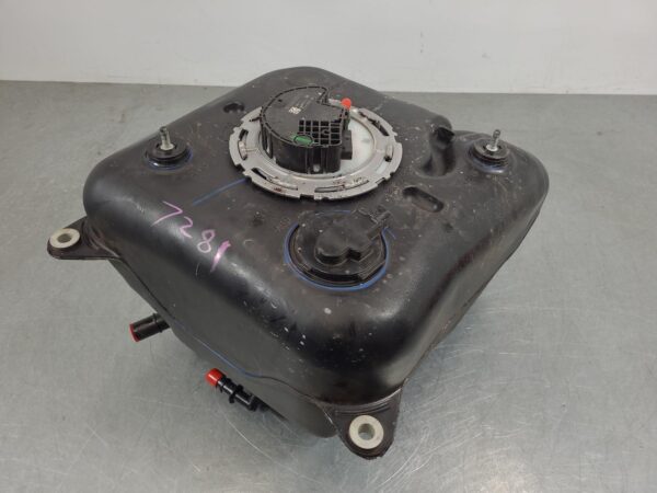 RAM 2500/3500 D2 Adblue Tank Dj/D2 2020–Present - Image 5