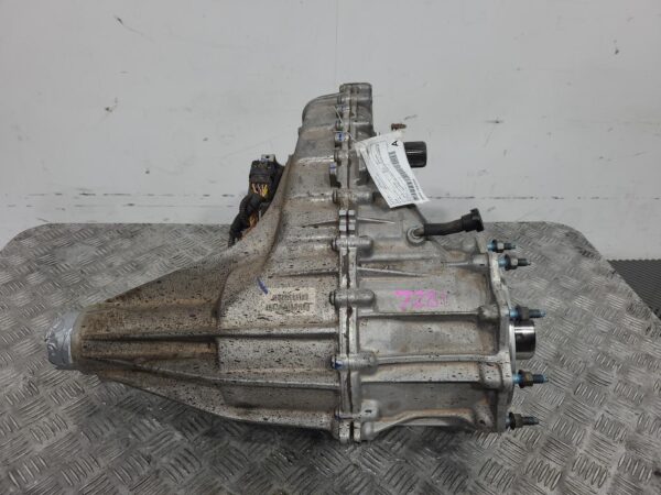 RAM 2500/3500 D2 Transfer Case Dj/D2 2020–Present - Image 4