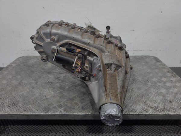 RAM 2500/3500 D2 Transfer Case Dj/D2 2020–Present - Image 3