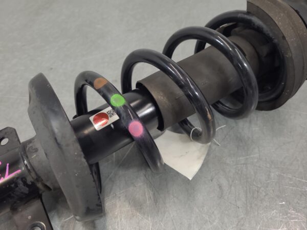 Renault Trafic X82 Left Front Strut 2015–Present - Image 3