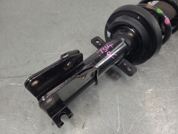 Renault Trafic X82 Right Front Strut 2015–Present - Image 7
