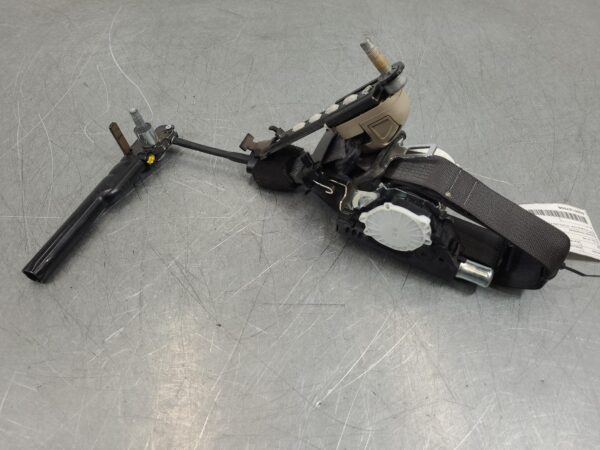RAM 2500/3500 D2 Seat Belt Dj/D2 2020–Present - Image 5