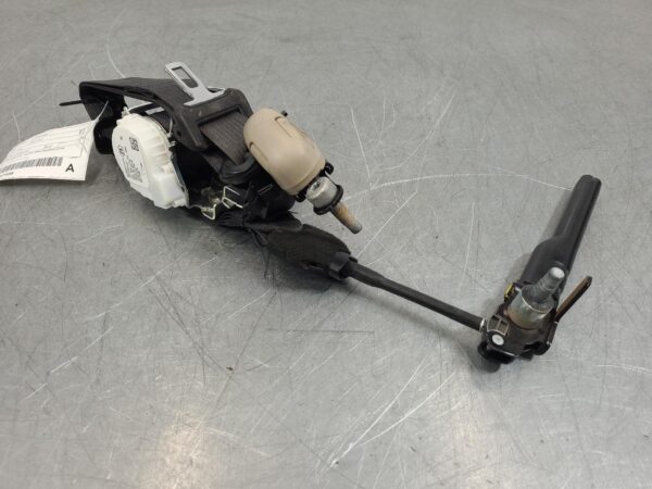 RAM 2500/3500 D2 Seat Belt Dj/D2 2020–Present - Image 2