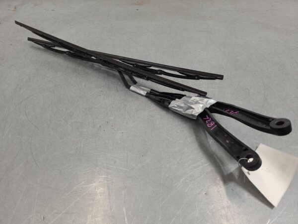 RAM 2500/3500 D2 Wiper Arm Dj/D2 2020–Present - Image 6