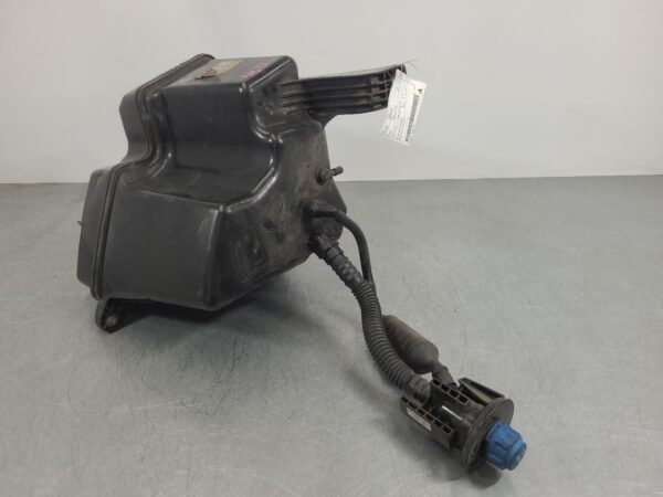 Mercedes Sprinter VS30 Adblue Tank 2018–2022 - Image 6