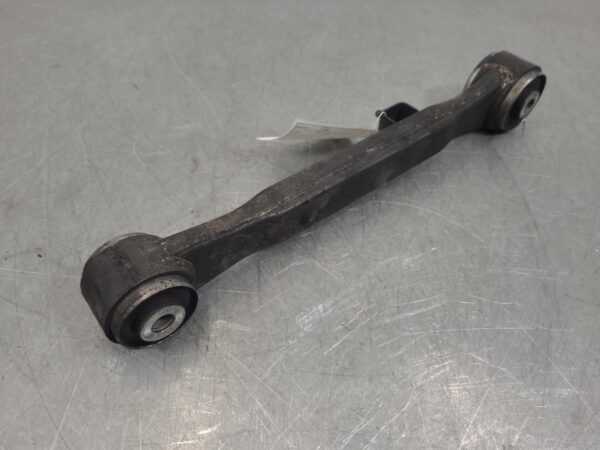 RAM 1500 Left Rear Trailing Arm Ds/Dt Upper Control Arm 2017–Present - Image 4