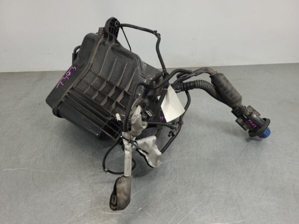 Mercedes Sprinter VS30 Adblue Tank Single Turbo 2022–Present - Image 3