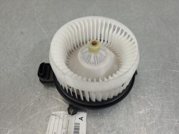RAM 1500 DT Heater Fan Motor 2020–Present - Image 4