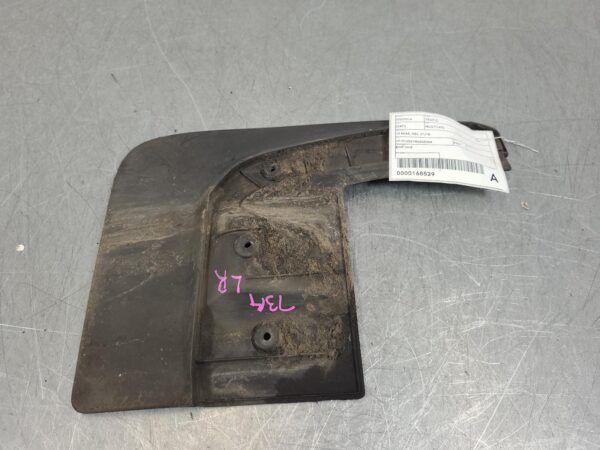 Renault Trafic X82 Mud Flaps LH Rear 2015–Present - Image 4