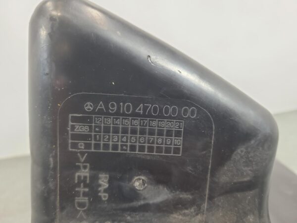 Mercedes Sprinter VS30 Adblue Tank 2018–2022 - Image 8
