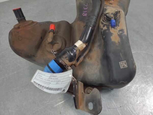 Ford Everest UA Adblue Tank with Pump 2015–2022 - Image 5