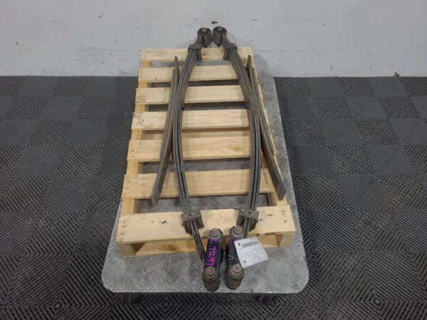 Mazda Bt50 UP–UR Rear Leaf Spring Pair Standard Height 2011–2020 - Image 4