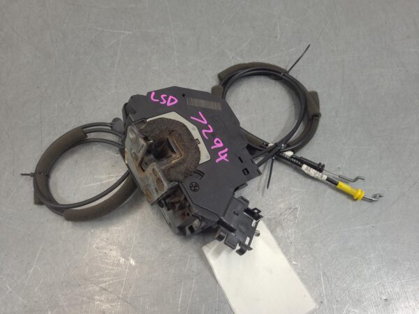 Renault Trafic X82 LH Rear Door Lock Non-Deadlocking 2015–Present - Image 8