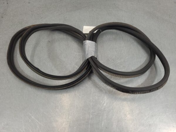 Renault Trafic X82 Body Seal Rubber Tailgate Rubber Seal 2015–Present - Image 4