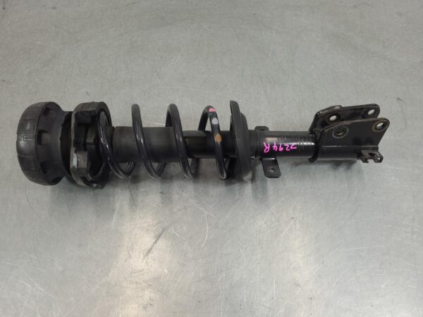 Renault Trafic X82 Right Front Strut 2015–Present - Image 3