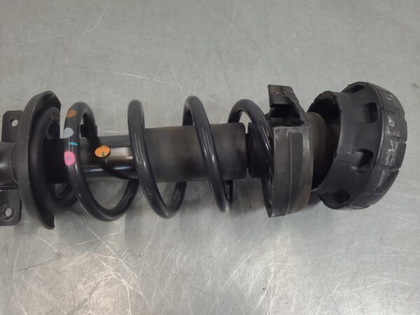 Renault Trafic X82 Left Front Strut 2015–Present - Image 4
