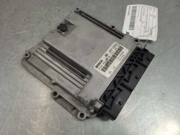 Renault Trafic X8 1.6L Turbo-Diesel Engine ECU Only X82 2015–2022 - Image 5