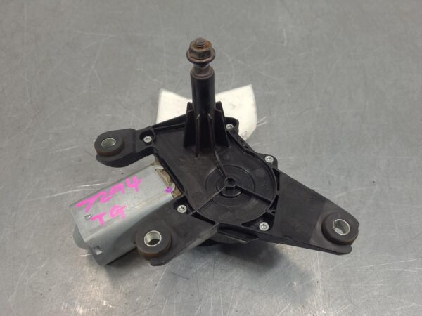 Renault Trafic X82 Wiper Motor Tailgate 2015–Present - Image 4