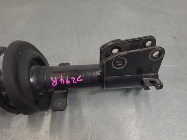 Renault Trafic X82 Right Front Strut 2015–Present - Image 5