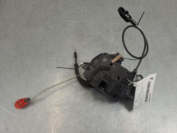 Renault Trafic X82 LH Front Door Lock Non-Deadlocking 2015–Present - Image 5