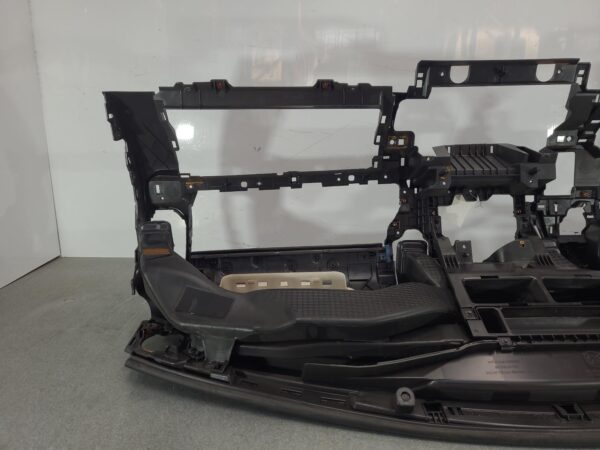 RAM 1500 DT Dash Assembly 2020–Present - Image 7