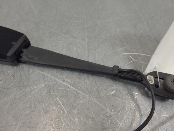 RAM 1500 DT RH Front Seat Belt Stalk Only 2020–Present - Image 4