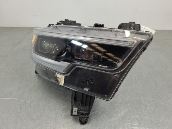 RAM 1500 DT Daytime Running Lamp Type with Led Projector 2023–Present - Image 3
