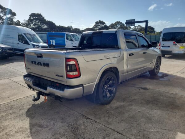 RAM 1500 DT 5.7L MHEV Manifold RH Side Hemi 2020–Present - Image 9