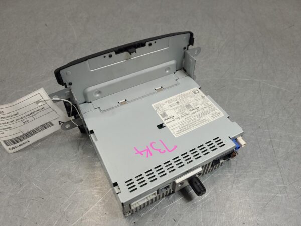 Renault Trafic X82 Stereo/Head With Display Unit Nav Type 2022–Present - Image 6