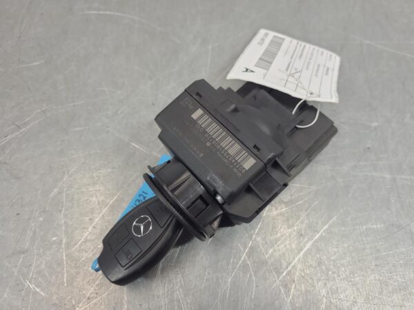 Mercedes Sprinter NCV3 Ignition W/ Key Auto T/M 2006–2018 - Image 2