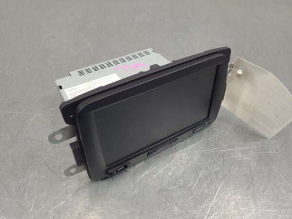 Renault Trafic X82 Stereo/Head With Display Unit Nav Type 2022–Present