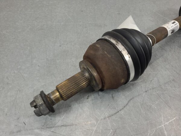 Renault Trafic X82 Right Driveshaft Auto T/M Fwd 2019–Present - Image 2