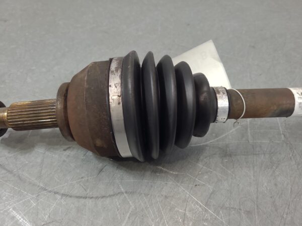 Renault Trafic X82 Right Driveshaft Auto T/M Fwd 2019–Present - Image 3