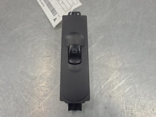 Mercedes Sprinter NCV3 LH Front Power Window Switch 2006–2018