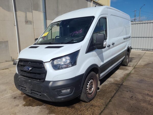 FORD TRANSIT 2019-2026 REAR BUMPER BUMPER BAR END (RH SIDE), VO, 05/19- - Image 9