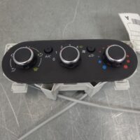 RENAULT TRAFIC 2015-2026 HEATER/AC CONTROLS NON CLIMATE CONTROL TYPE, X82, 01/15