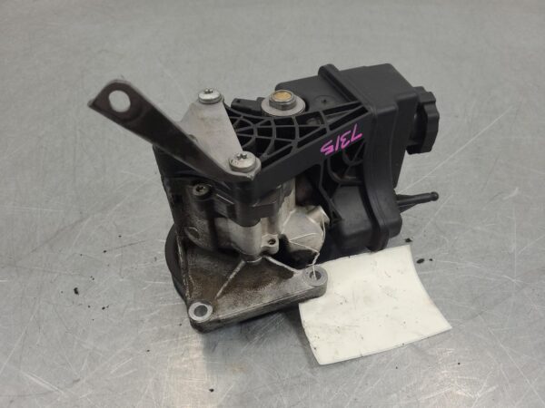 MERCEDES SPRINTER 2011-2018 STEERING PUMP DIESEL, 2.1, NCV3, 02/11-04/18 - Image 4