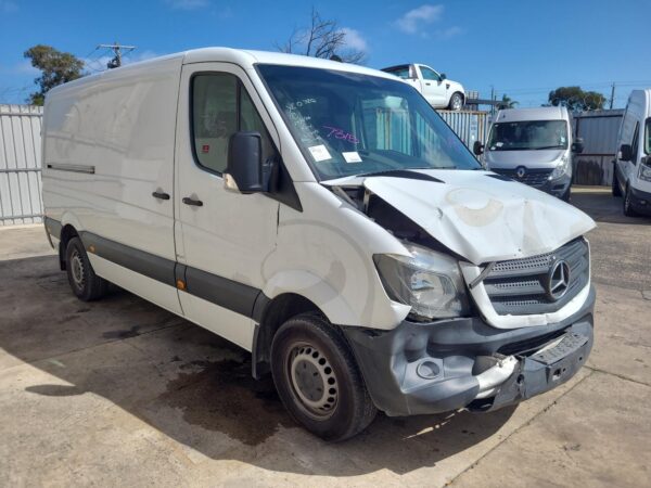MERCEDES SPRINTER 2006-2018 POWER STEERING HOSE VAN 10/06-04/18 - Image 10