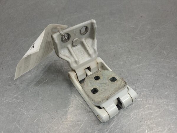 RENAULT MASTER 2011-2026 BOOTLID/TAILGATE HINGE BARN DOOR HINGE (RH SIDE), LOWER
