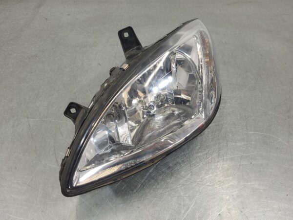 MERCEDES VITO 2004-2011 LEFT HEADLAMP 639, 04/04-01/11 - Image 2