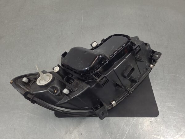 MERCEDES VITO 2004-2011 LEFT HEADLAMP 639, 04/04-01/11 - Image 4